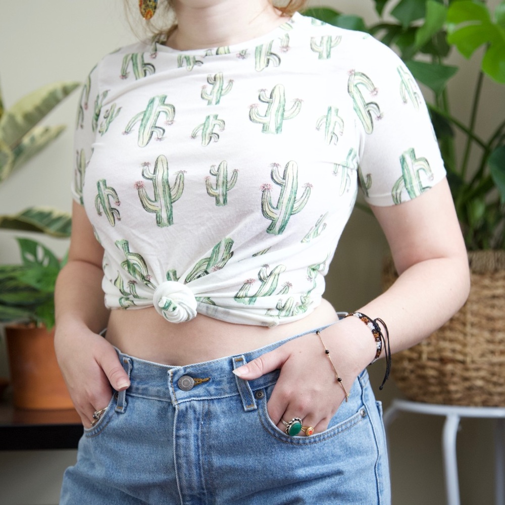 Cactus print graphic tshirt